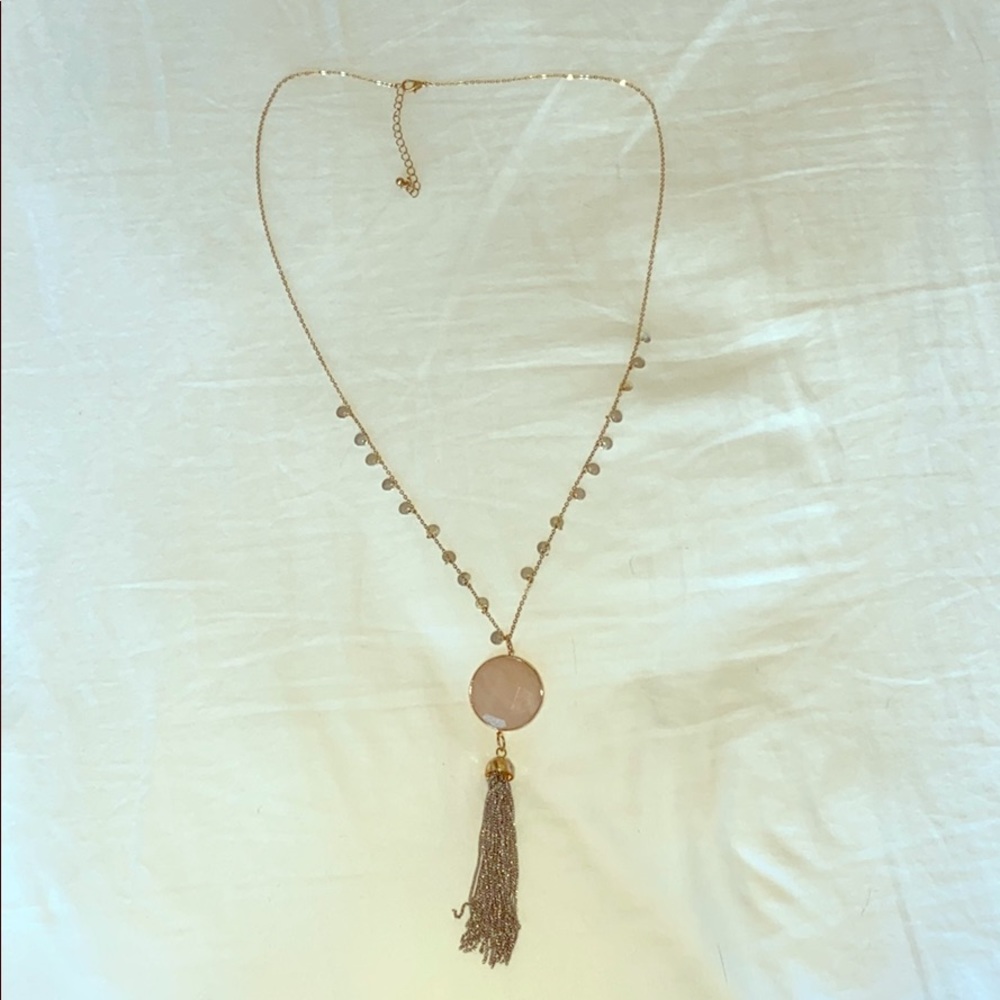 Long necklace with pink pendant